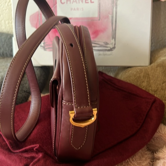 Must de Cartier leather crossbody bag with dustbag. Like new condition - Picture 4 of 9